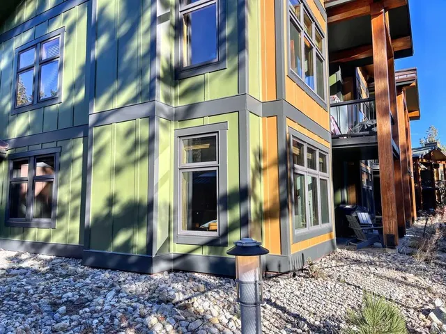 $899,000 | 2004 Sierra Star Parkway, Unit 14, Mammoth Lakes, CA 93546