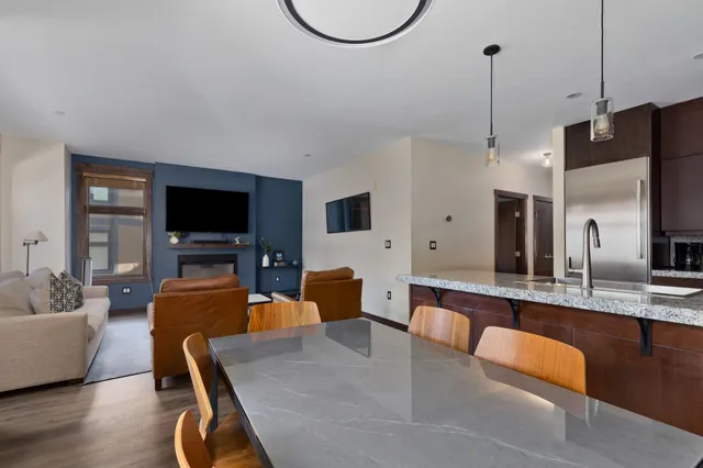 $899,000 | 2004 Sierra Star Parkway, Unit 14, Mammoth Lakes, CA 93546