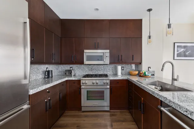 $899,000 | 2004 Sierra Star Parkway, Unit 14, Mammoth Lakes, CA 93546