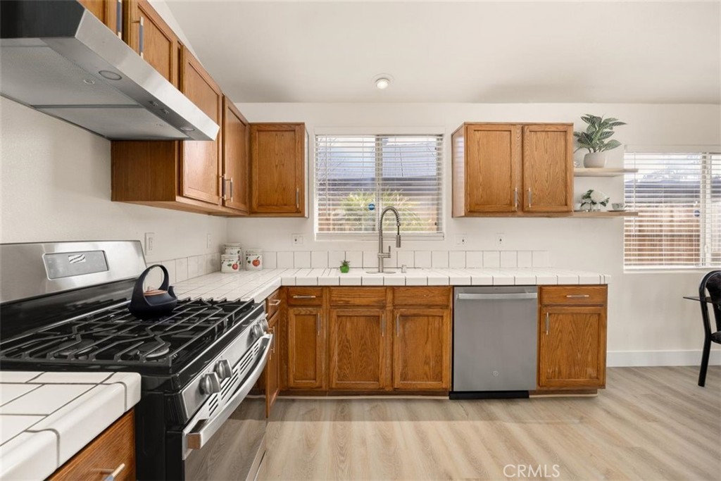 4906 Shadow Stone Street Bakersfield, CA 93313 - Photo 18 of 30