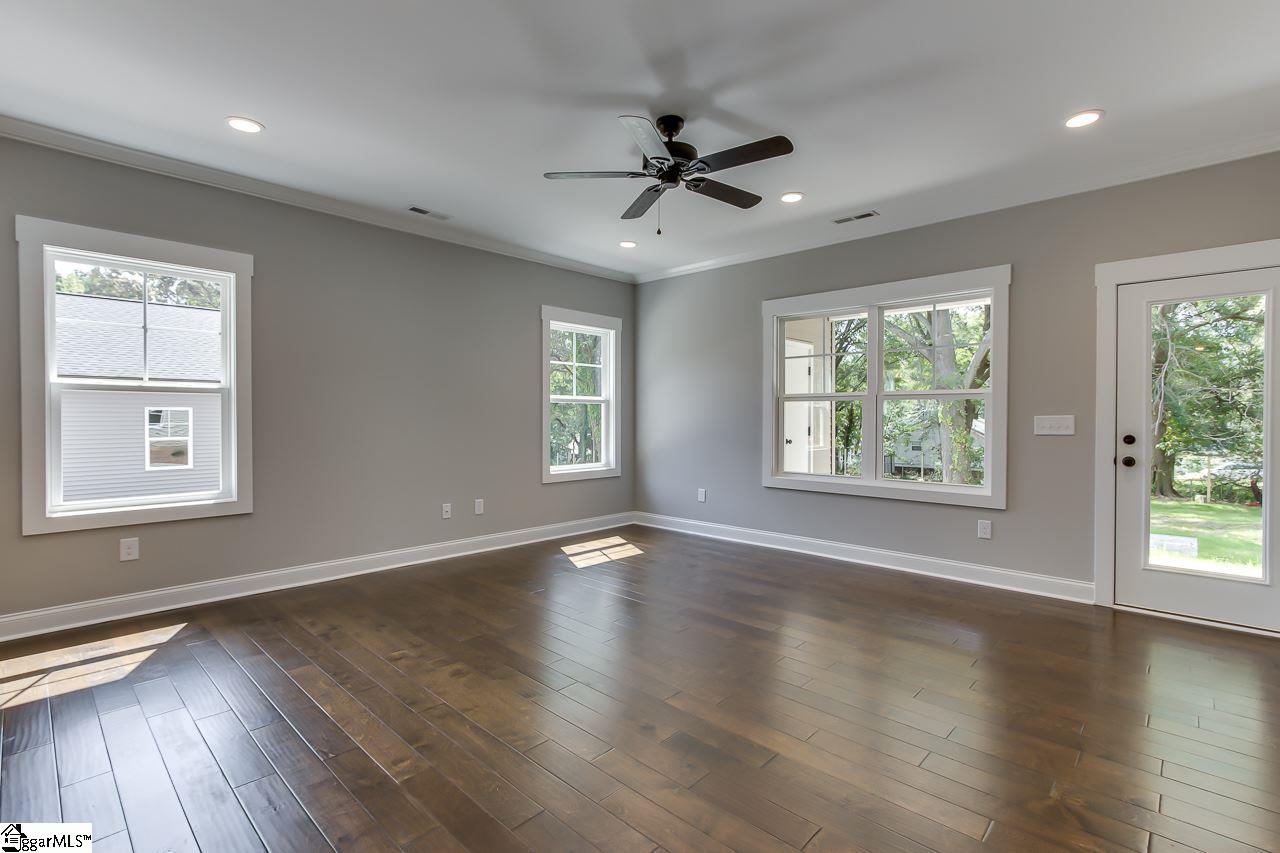 26 Celand Street Greenville, SC 29607 - Photo 10 of 23 Gallery Image 10