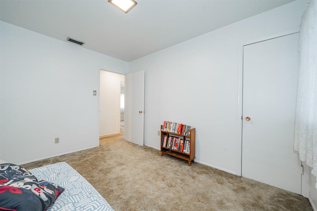 1759 Gross Road Dallas, TX 75228 - Photo 25 of 38 a view of room with closet