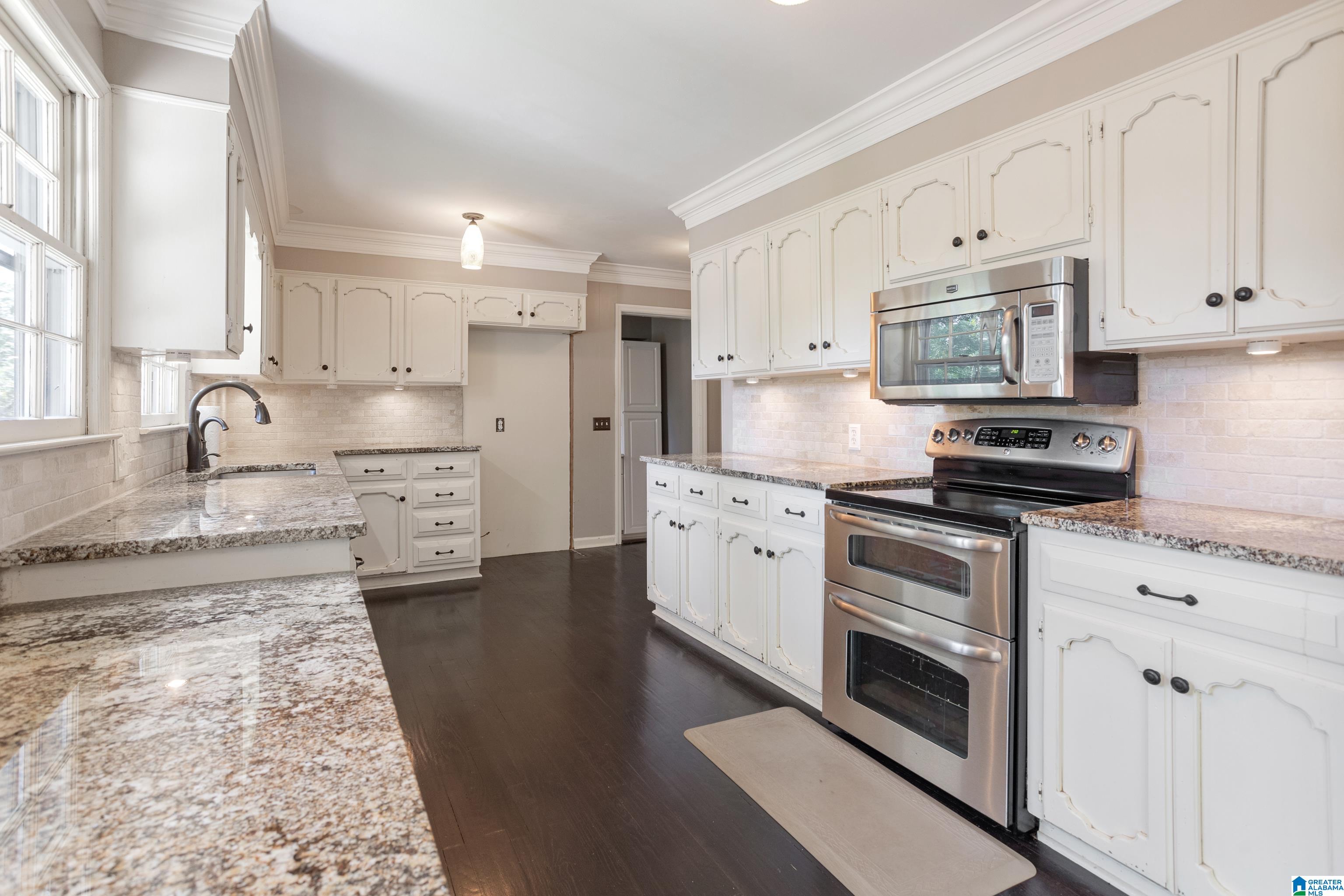 3316 Circle Hill Road Birmingham, AL 35243 - Photo 15 of 61