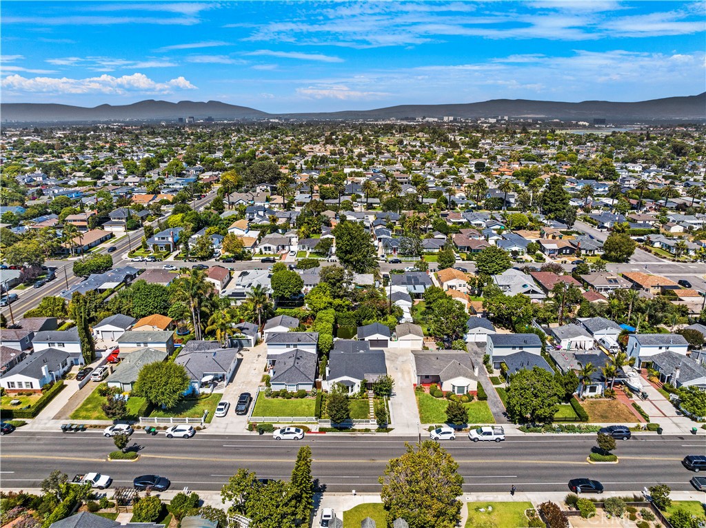 320 Broadway Costa Mesa, CA 92627 - Photo 44 of 53 an aerial view of residential building and car parked on street side