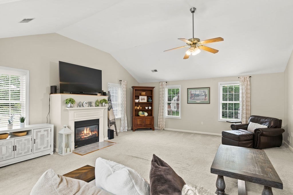 23 Hilltop Road Franklin, MA 02038 - Photo 14 of 41 Gallery Image 14