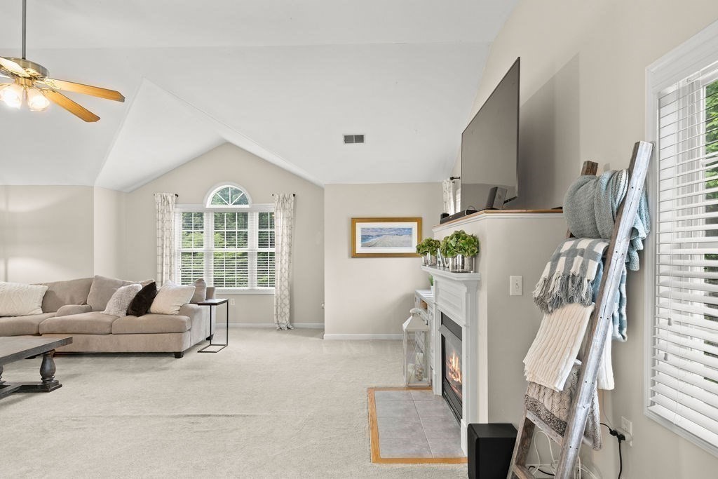23 Hilltop Road Franklin, MA 02038 - Photo 15 of 41 Gallery Image 15