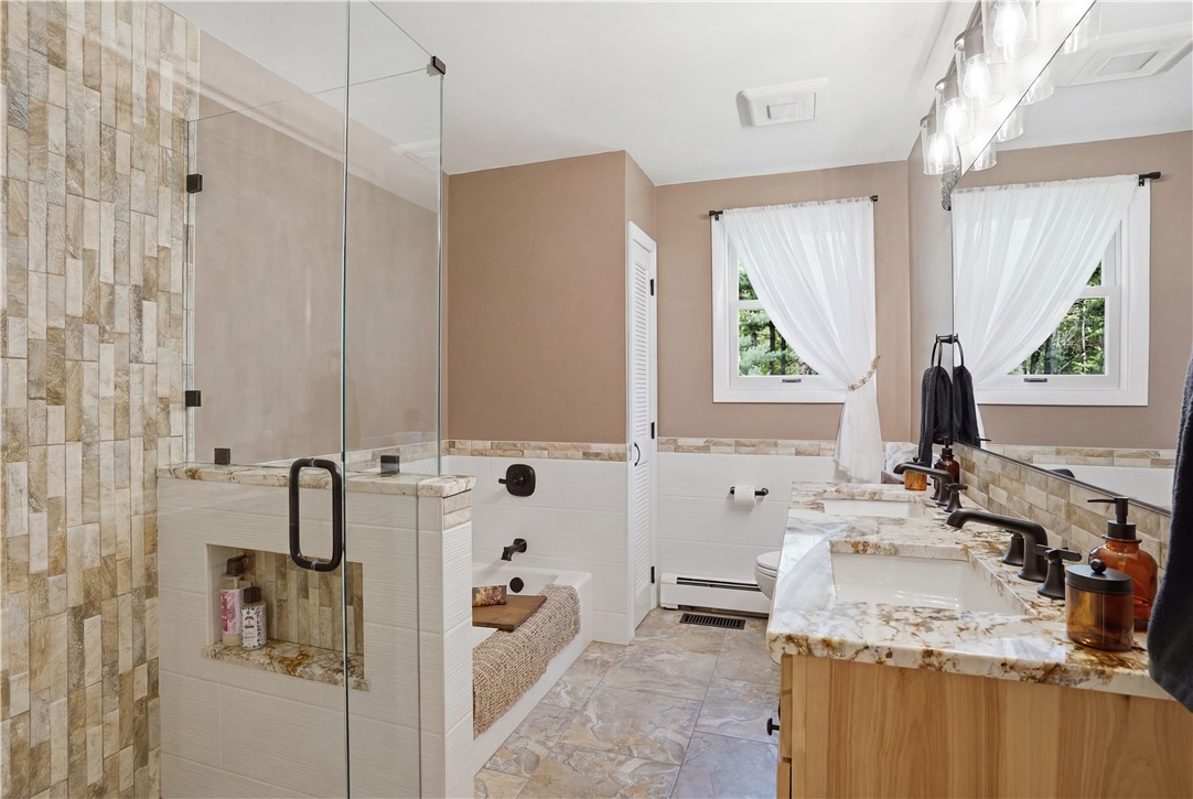 712 E Road Scituate, RI 02857 - Photo 33 of 50