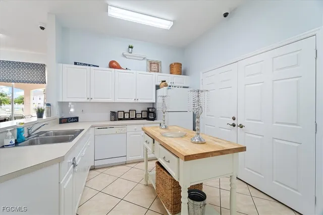 $260,000 | 3630 Pine Oak Circle, Unit 105, Fort Myers, FL 33916