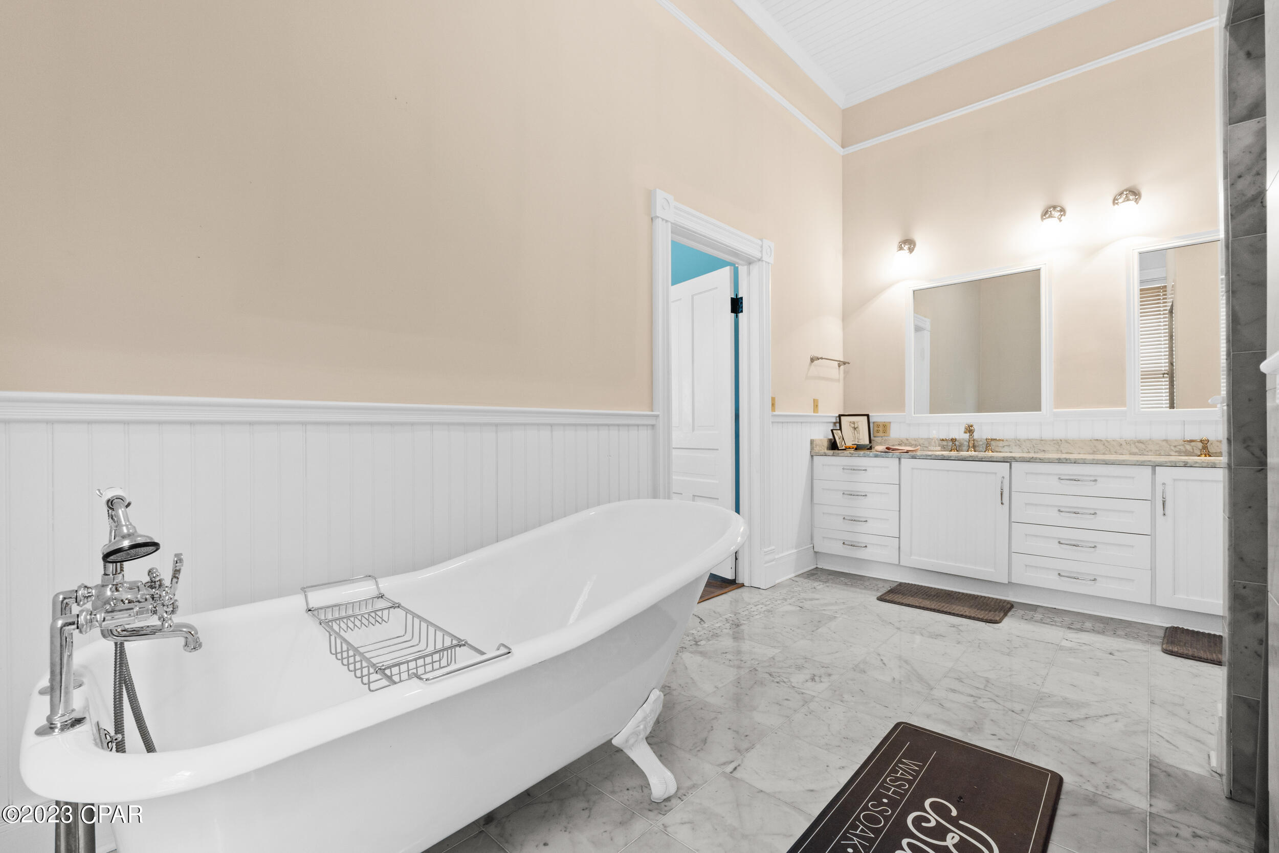 742 3rd Street Chipley, FL 32428 - Photo 10 of 31