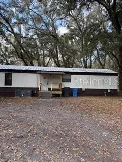 $1,350 | 1906 East Trapnell Road, Plant City, FL 33566