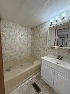 $1,350 | 1906 East Trapnell Road, Plant City, FL 33566