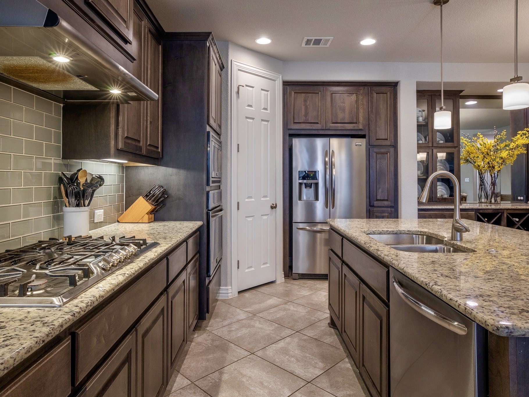 3401 Venezia View Leander, TX 78641 - Photo 14 of 40 Large Granite Island