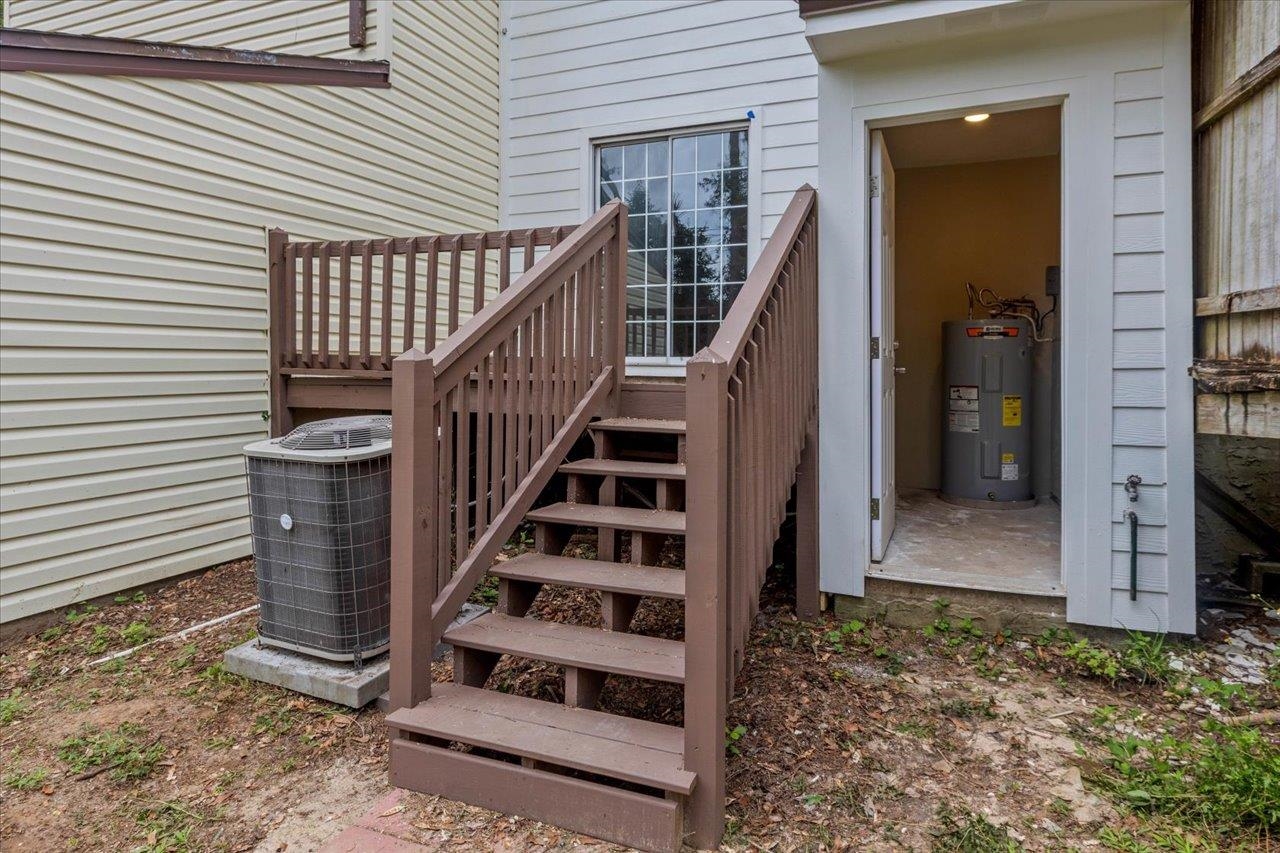 1573 Jacks Drive, Unit A Tallahassee, FL 32301 - Photo 5 of 41