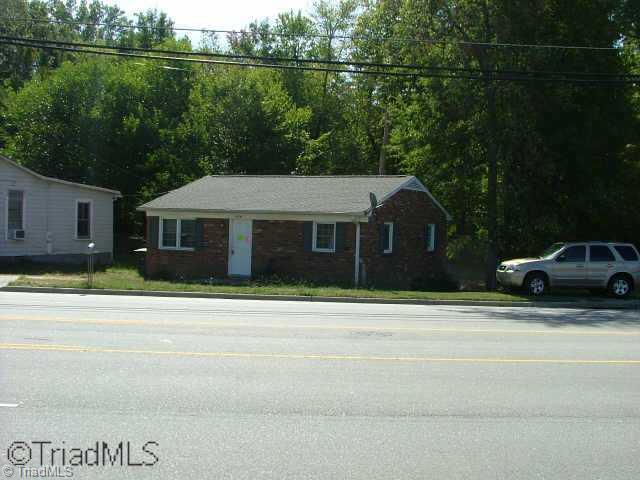 1618 East Kivett High Point High Point, NC 27260 - Photo 1 of 2 Exterior Front.