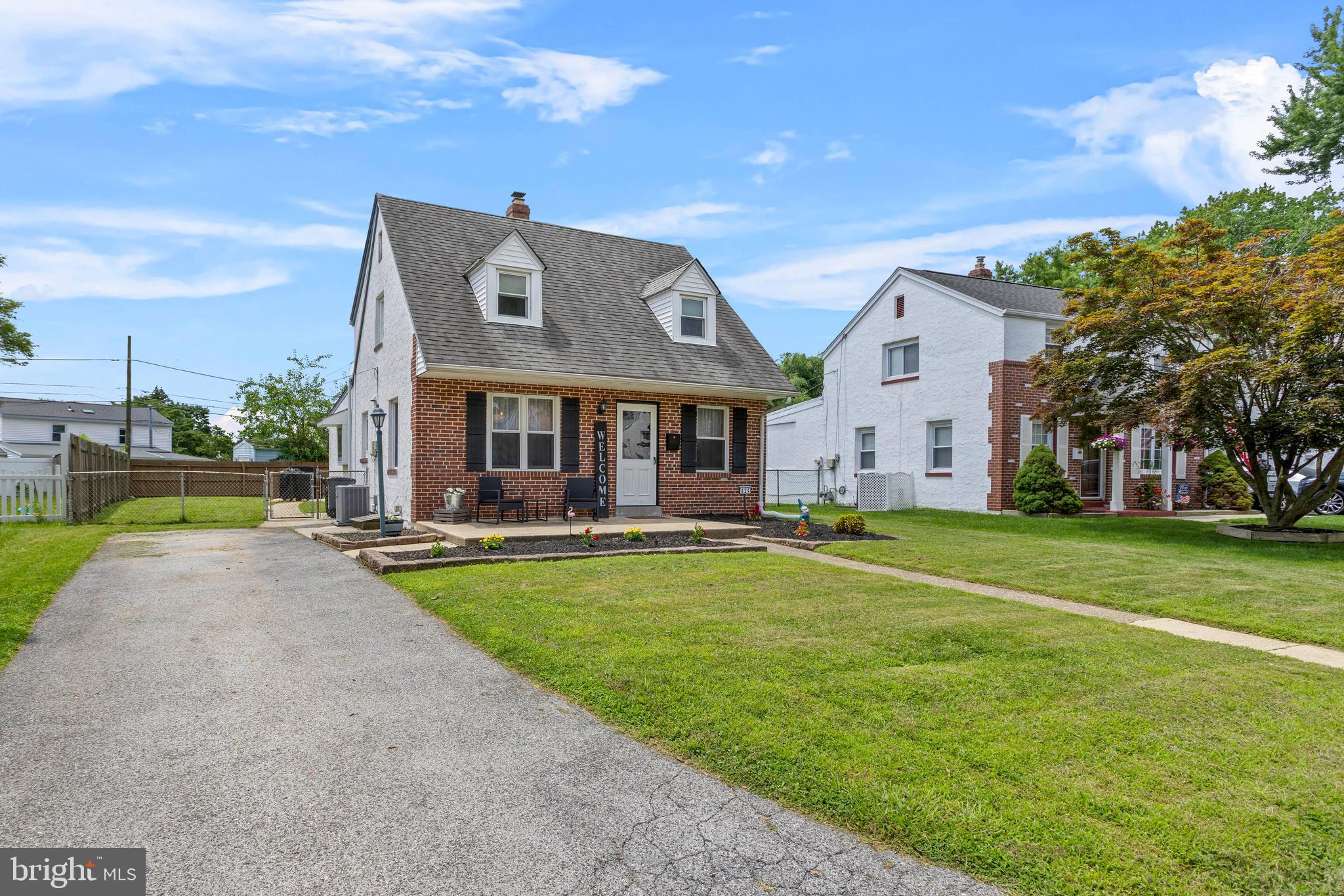 829 Springhill Road Secane, PA 19018 - Photo 2 of 25 Gallery Image 2