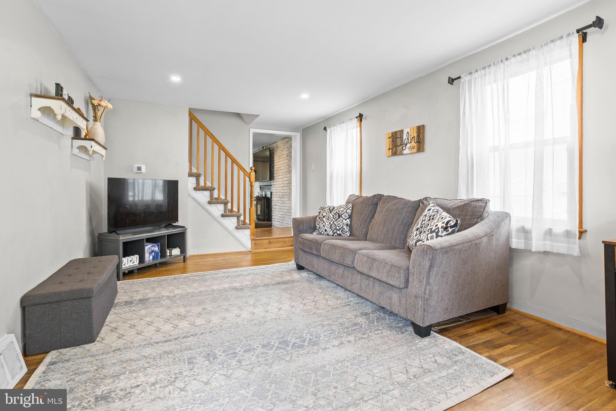 829 Springhill Road Secane, PA 19018 - Photo 10 of 25 Gallery Image 10
