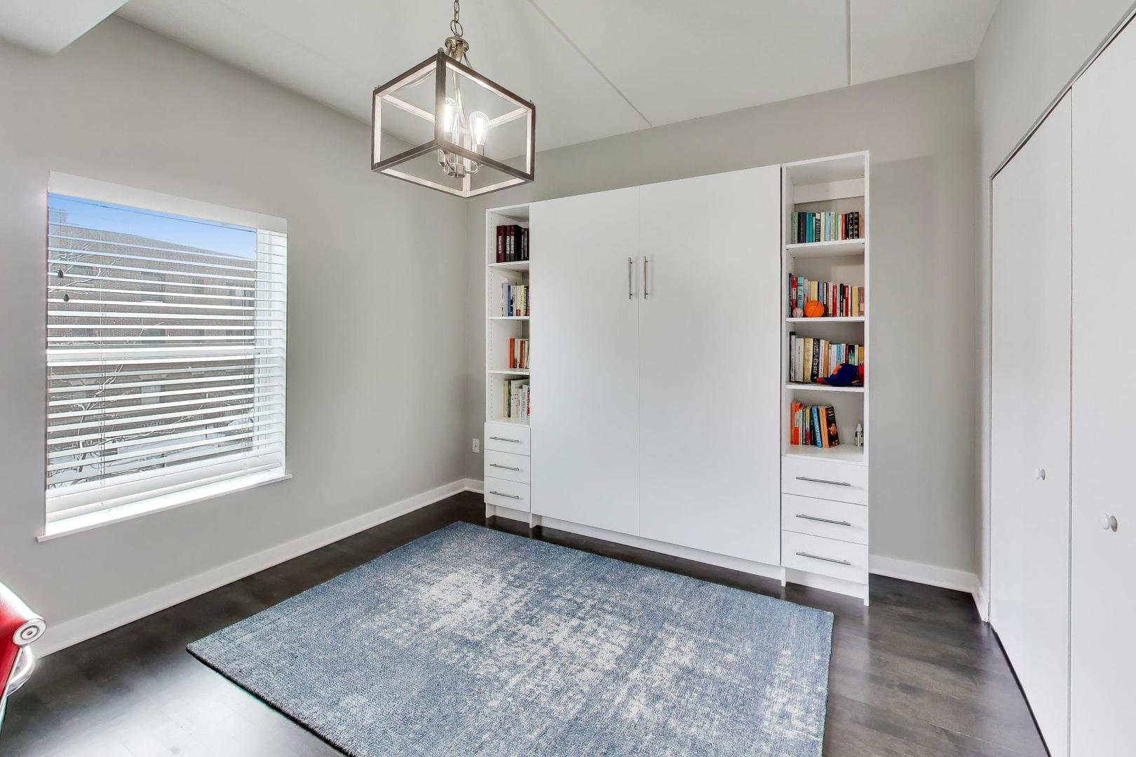 4311 North Sheridan Road, Unit 204 Chicago, IL 60613 - Photo 14 of 18