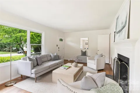 $625,000 | 300 Cooper Drive, Charlotte, NC 28210