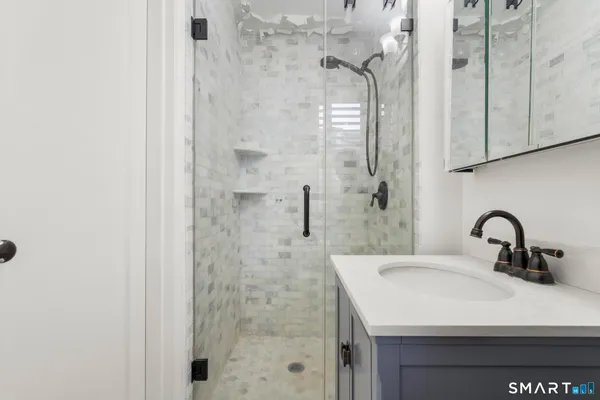 $3,500 | 70 Strawberry Hill Avenue, Unit 22E, Stamford, CT 06902