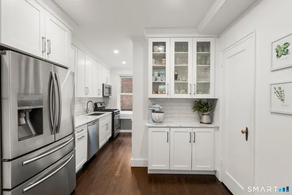 $3,500 | 70 Strawberry Hill Avenue, Unit 22E, Stamford, CT 06902