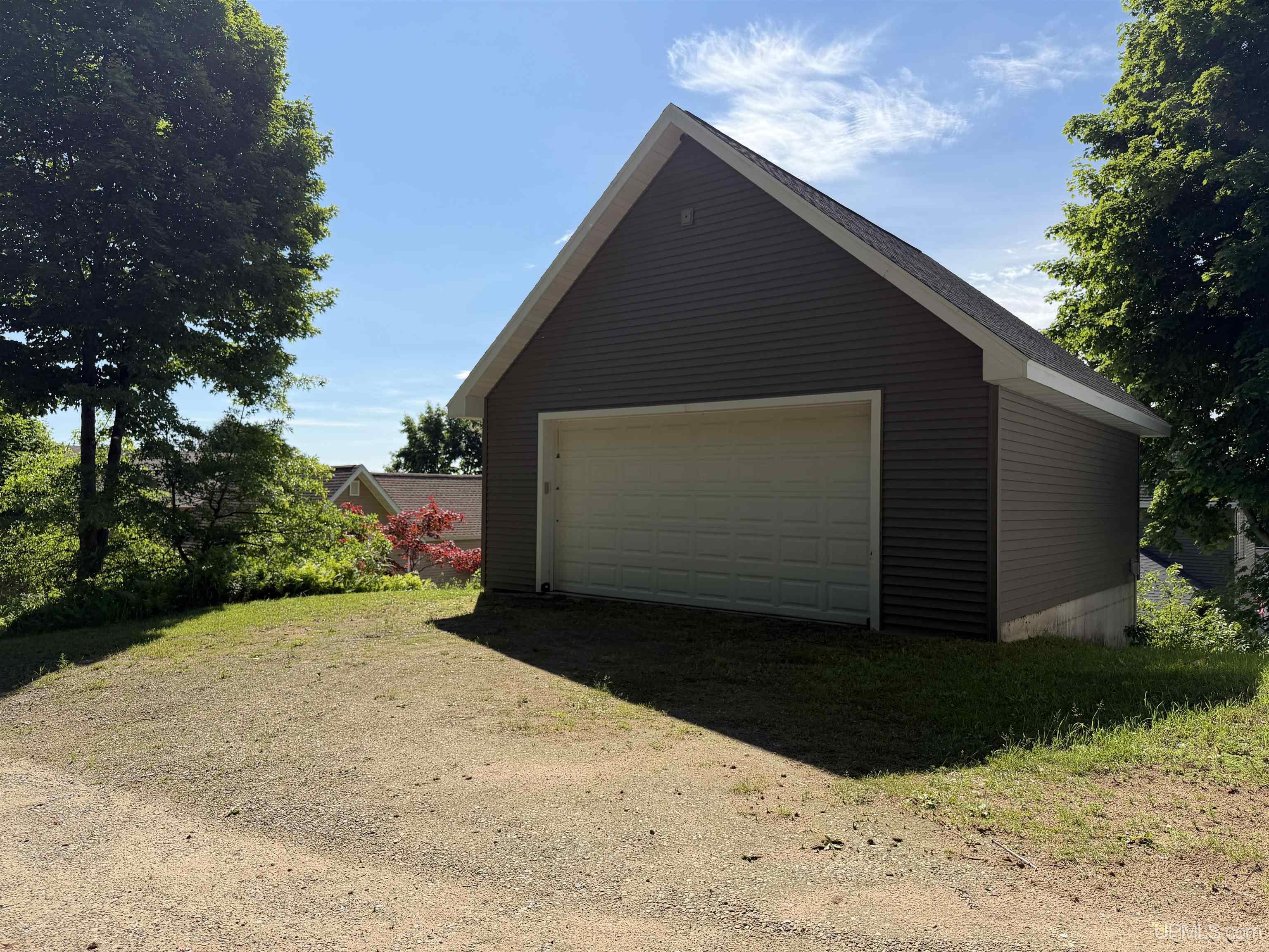 204 Walnut Street Munising, MI 49862 - Photo 39 of 45