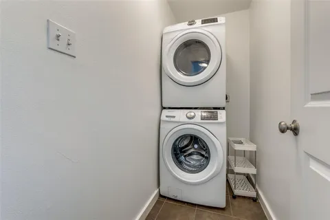 $459,000 | 5711 Ross Avenue, Unit 5, Dallas, TX 75206