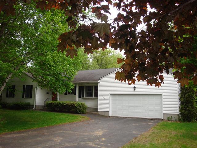 122 Winesap Road Pittsfield, MA 01201 - Photo 1 of 22 Front