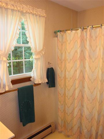 122 Winesap Road Pittsfield, MA 01201 - Photo 16 of 22 Bath