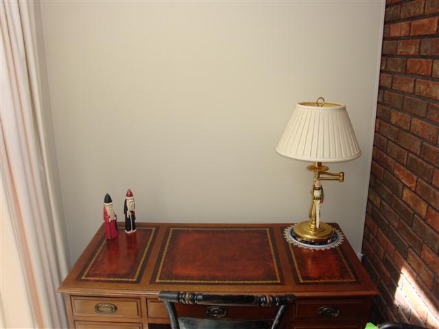 122 Winesap Road Pittsfield, MA 01201 - Photo 10 of 22 Small desk area