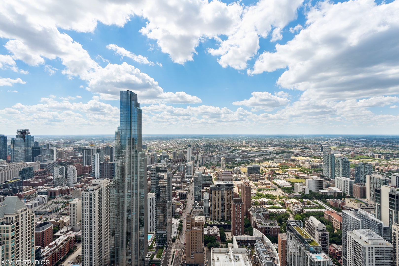 800 N Michigan Ave photo 9