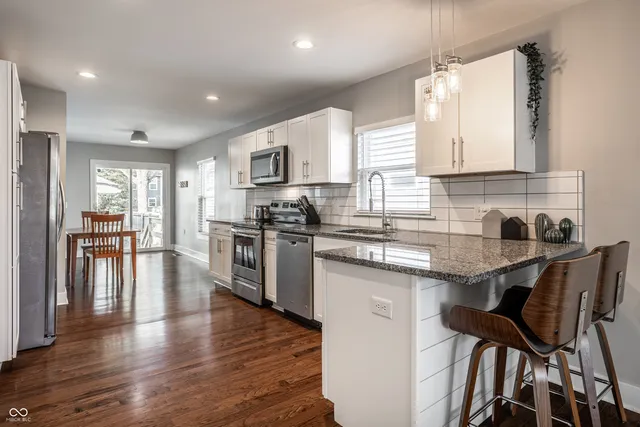 $285,000 | 3050 Central Avenue, Indianapolis, IN 46205