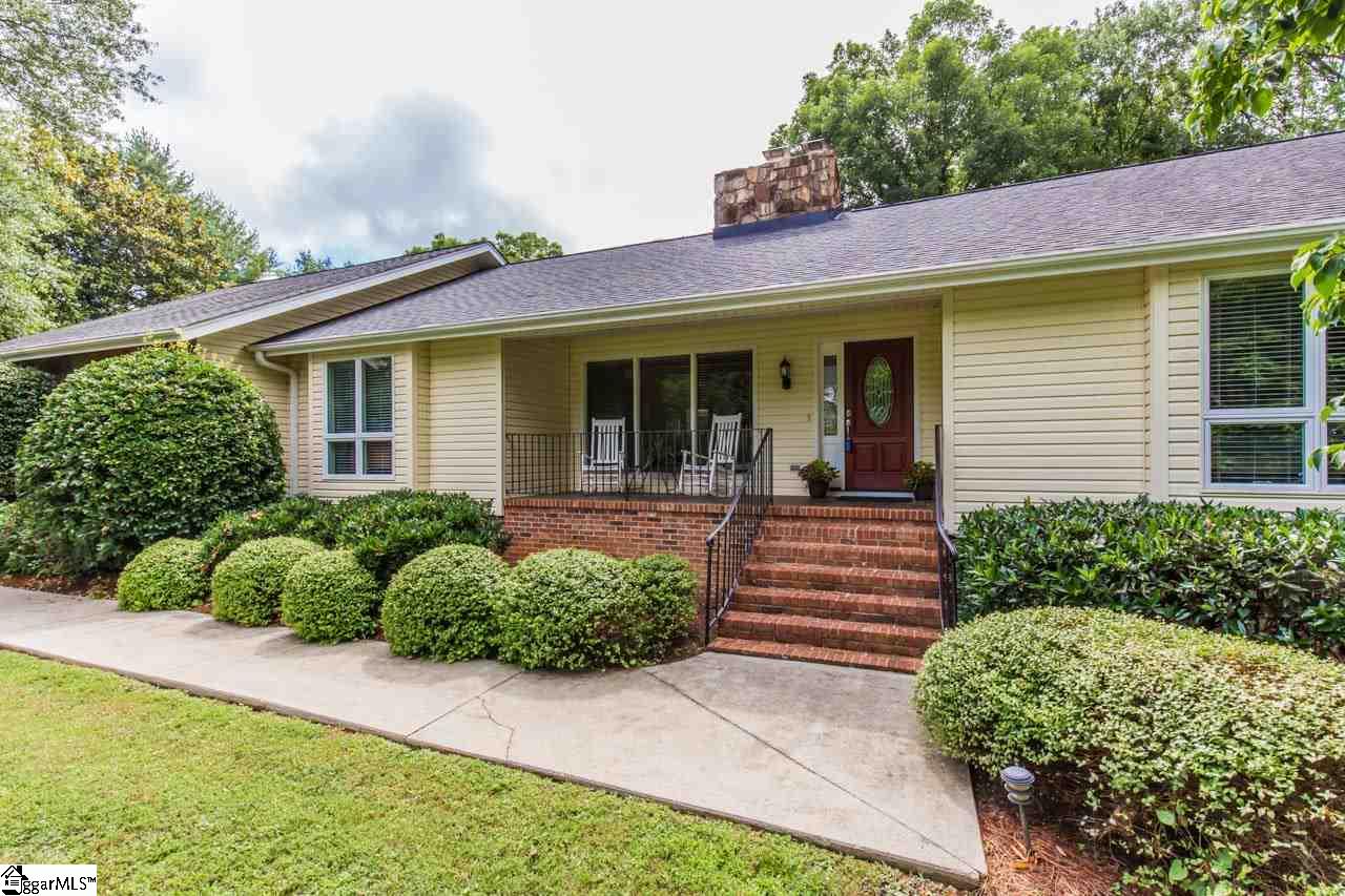 209 Rivendell Drive Pelzer, SC 29669 - Photo 4 of 35