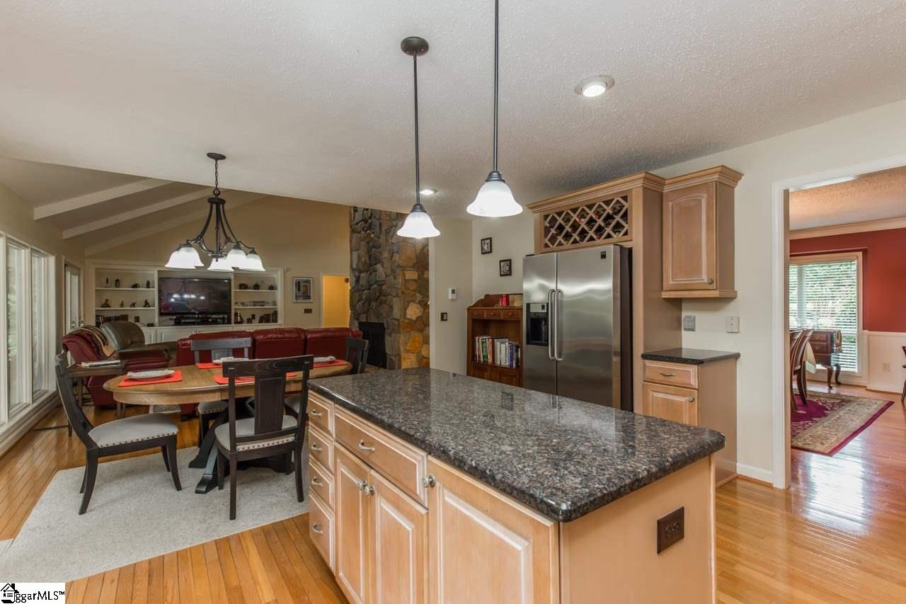 209 Rivendell Drive Pelzer, SC 29669 - Photo 10 of 35