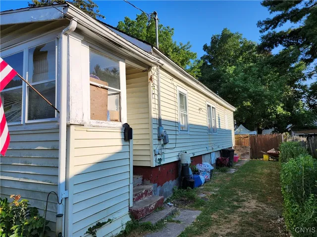 $70,000 | 122 Cordova Street, Syracuse, NY 13205