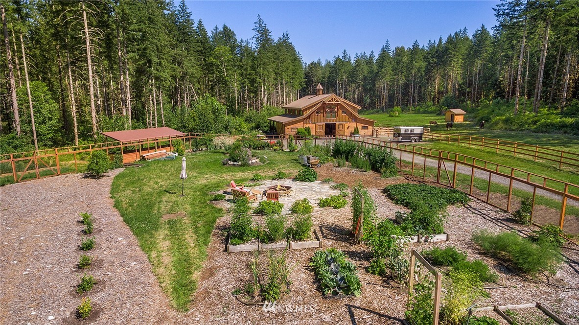 7830 Tolt Highlands Road Northeast Carnation, WA 98014 - Photo 1 of 25