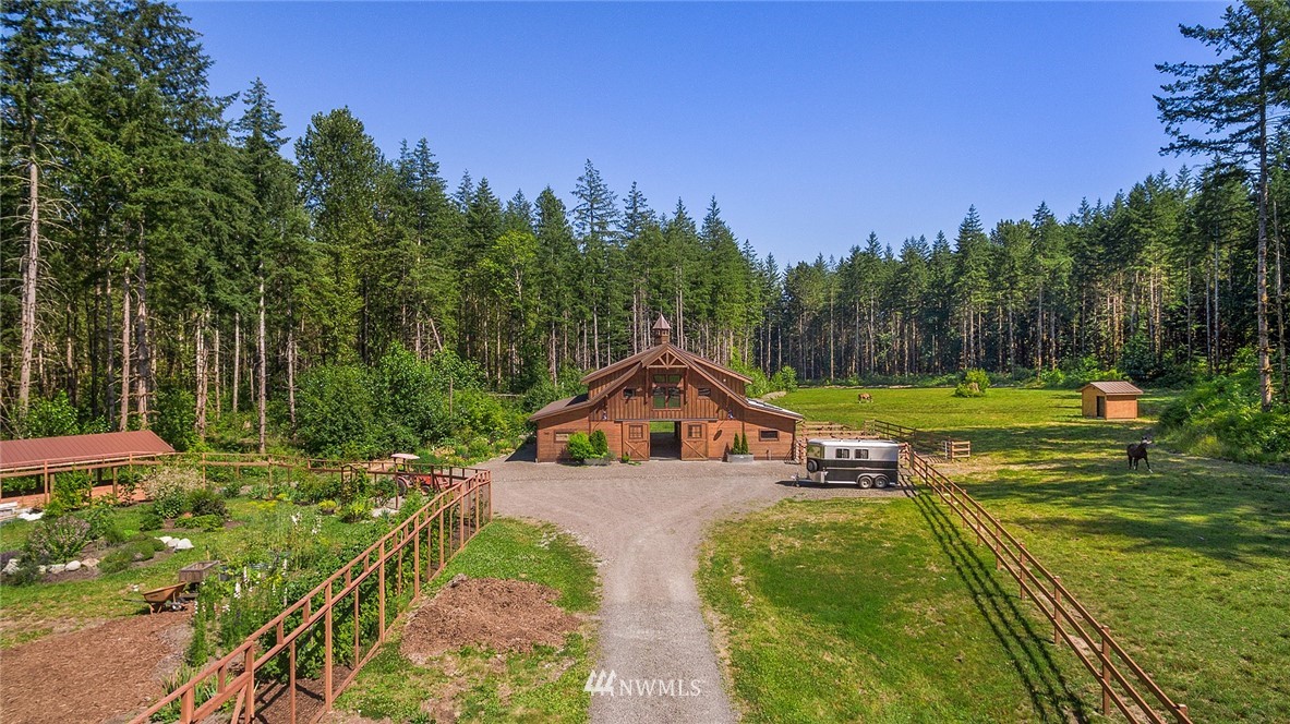 7830 Tolt Highlands Road Northeast Carnation, WA 98014 - Photo 2 of 25
