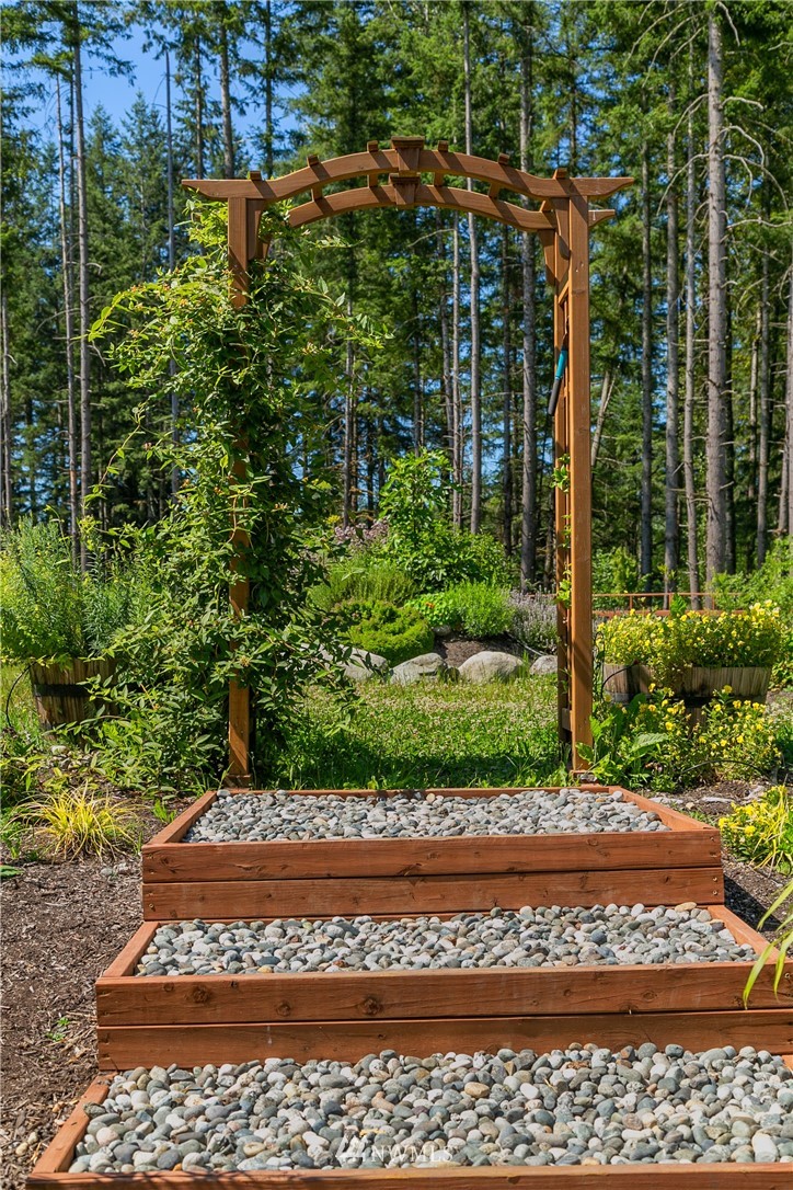 7830 Tolt Highlands Road Northeast Carnation, WA 98014 - Photo 23 of 25