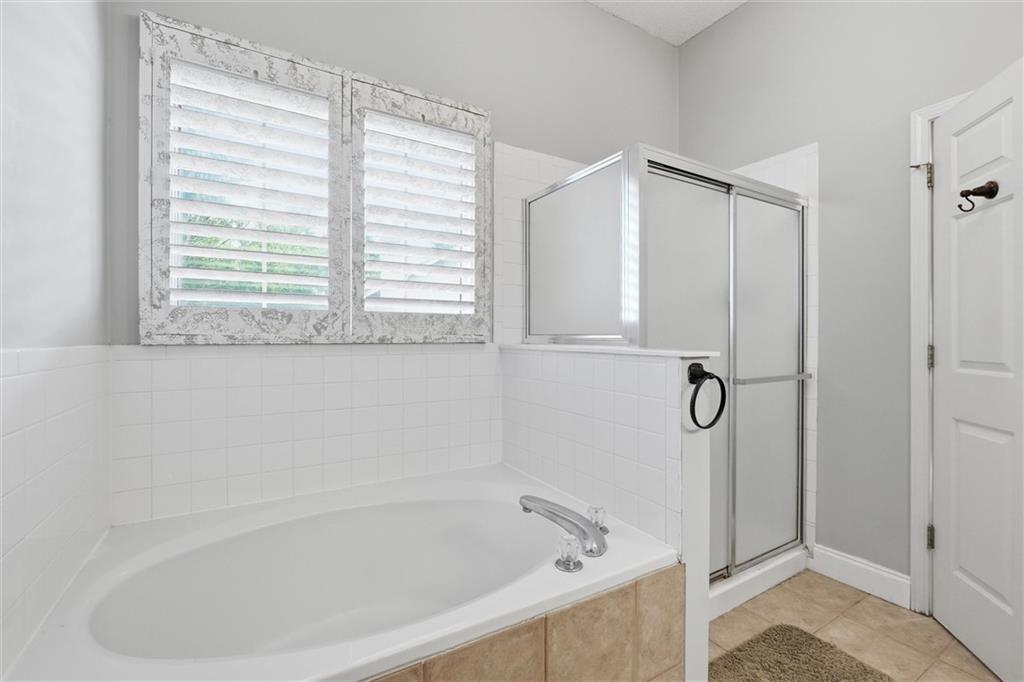15358 Riley Street Overland Park, KS 66223 - Photo 19 of 47