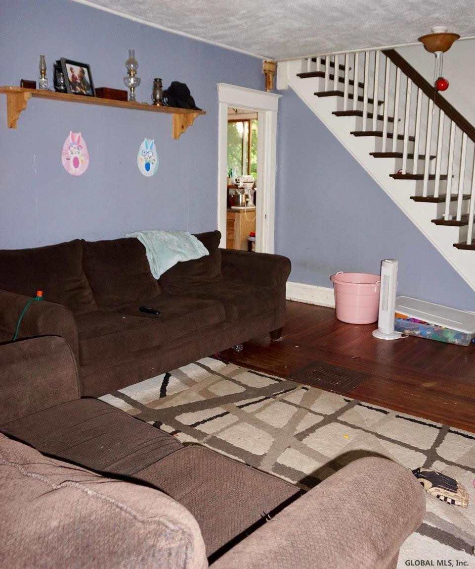 321 Vley Road Schenectady, NY 12302 - Photo 11 of 43 Photo 12