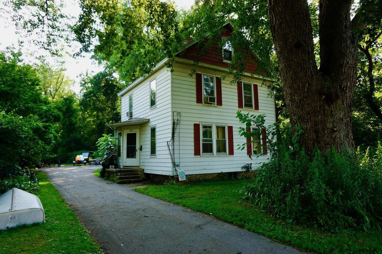321 Vley Road Schenectady, NY 12302 - Photo 4 of 43 Photo 4