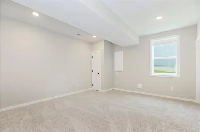 $725,000 | 3116 Southwest Summit View Trail, Lee's Summit, MO 64082