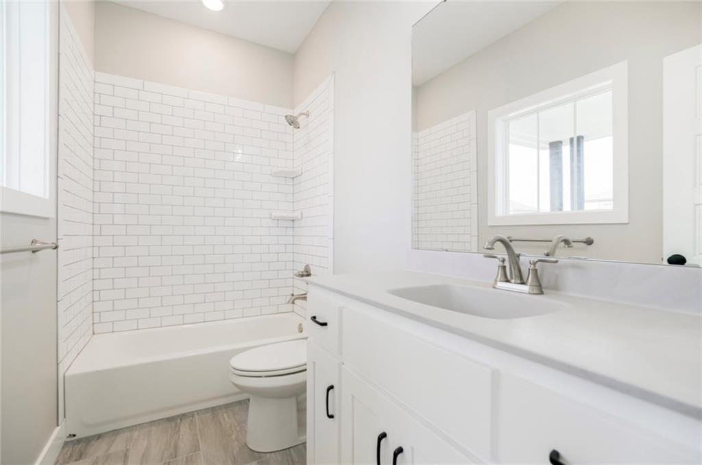 3116 Southwest Summit View Trail Lee's Summit, MO 64082 - Photo 3 of 23