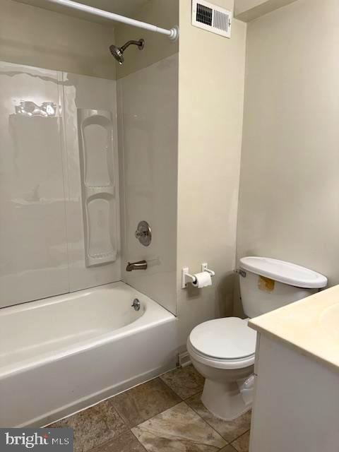 204 Maryland Road Stevensville, MD 21666 - Photo 20 of 22 2nd Bath off FR & Utility RM w/Doors to Patio