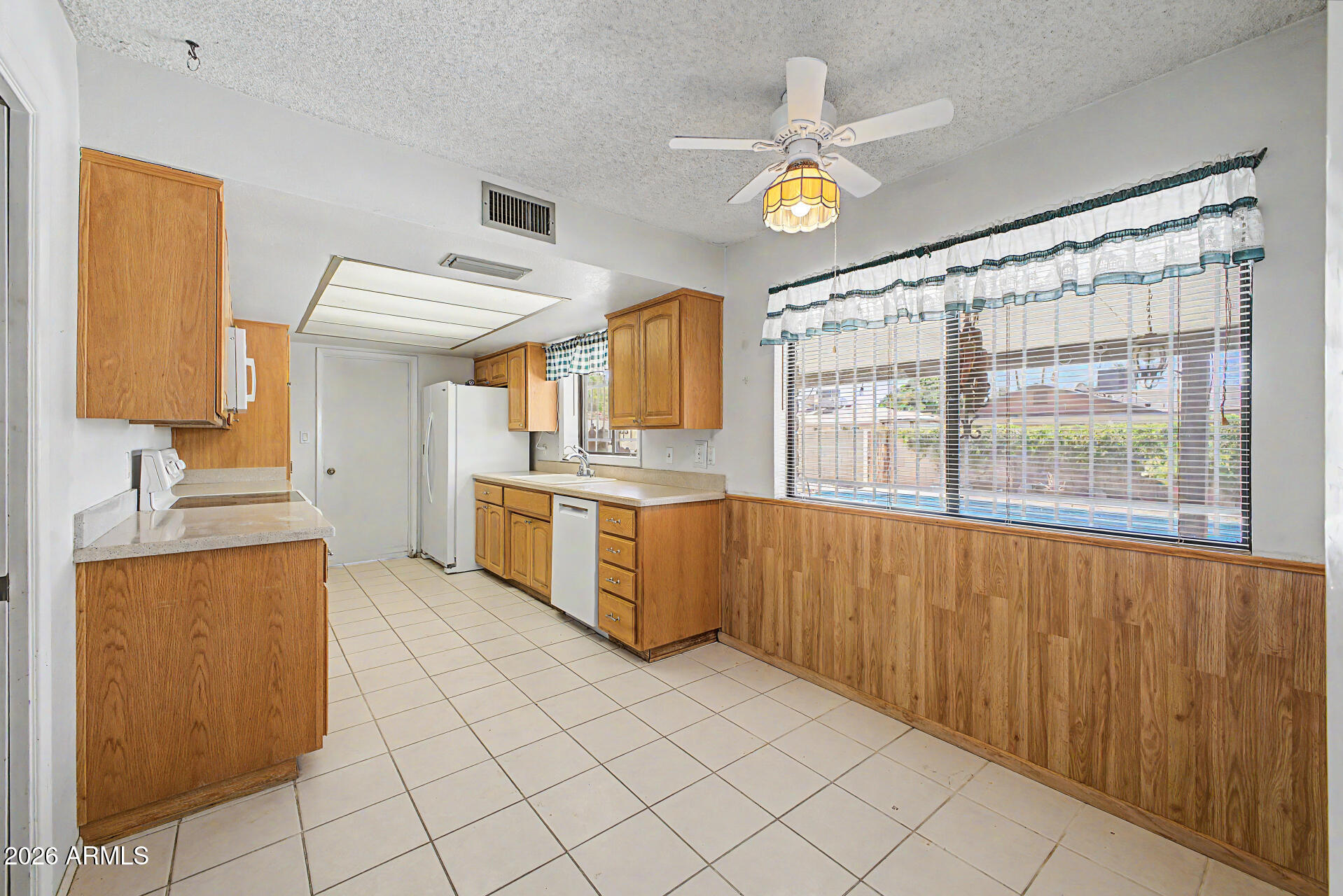 2403 East Del Rio Drive Tempe, AZ 85282 - Photo 20 of 57