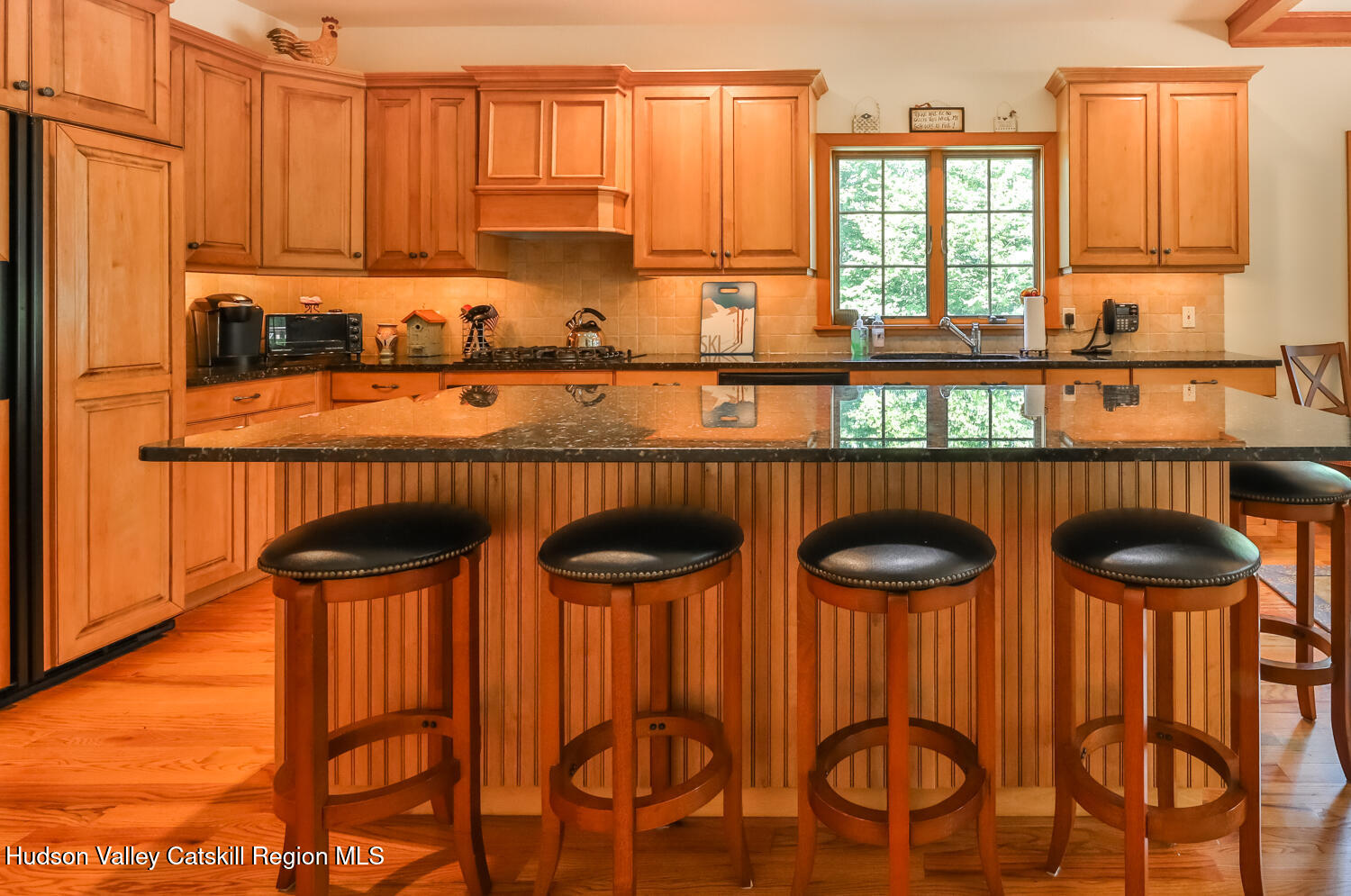 37 White Way Windham, NY 12496 - Photo 6 of 71 a kitchen with a table and chairs