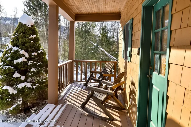 $1,999,000 | 37 White Way, Windham, NY 12496