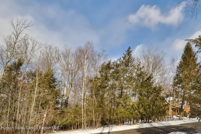 $1,999,000 | 37 White Way, Windham, NY 12496