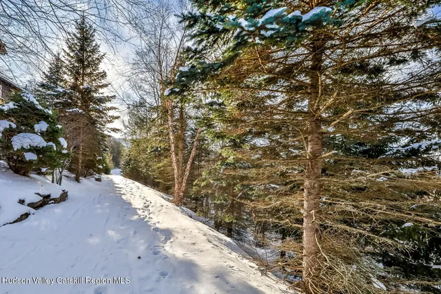 $1,999,000 | 37 White Way, Windham, NY 12496