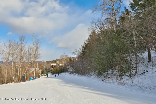 $1,999,000 | 37 White Way, Windham, NY 12496