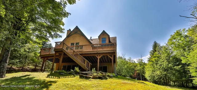 $1,999,000 | 37 White Way, Windham, NY 12496